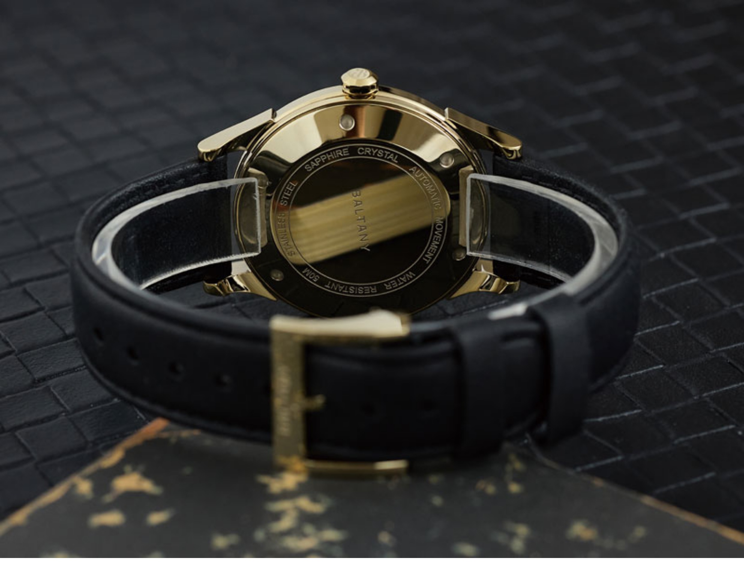 นาฬิกาข้อมือผู้ชาย Baltany รุ่ - Omega Watch Constellation บทวิจารณ์และราคา
