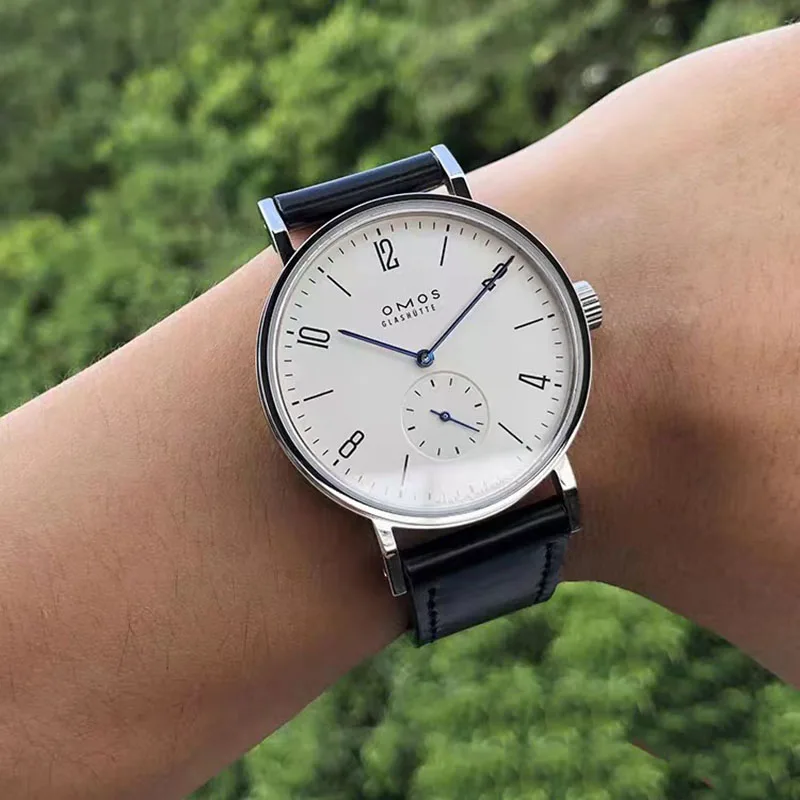 นาฬิกาข้อมือผู้ชายแบบกลไกอัตโน - Omega Watch Constellation บทวิจารณ์และราคา